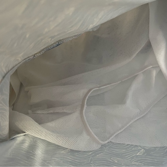 SOUTHERN TIDE
Men's The Whaler Swim Trunk - Picture 10 of 10